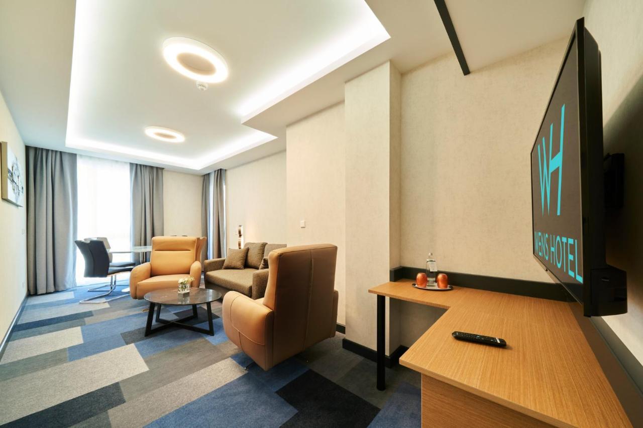 Wens Hotel Майнц Екстериор снимка